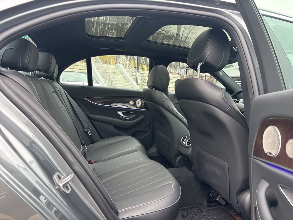 Used 2023 Mercedes-Benz E 450 4MATIC Sedan image 11