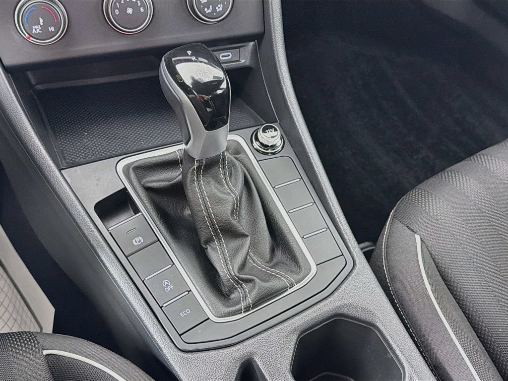 Certified 2023 Volkswagen Jetta Sport FWD image 16
