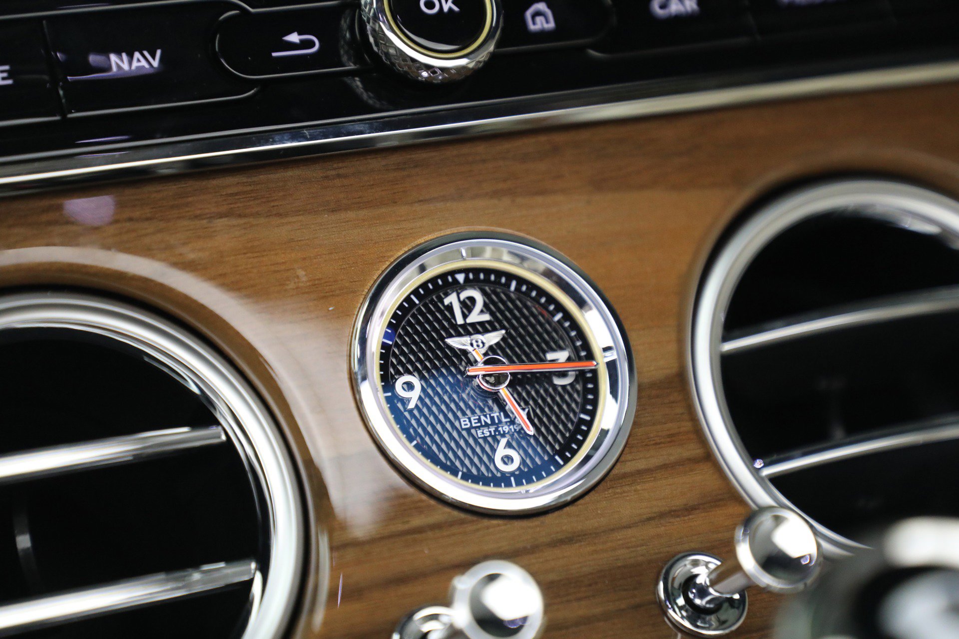 New 2026 Bentley Continental GTC AWD/4WD image 27