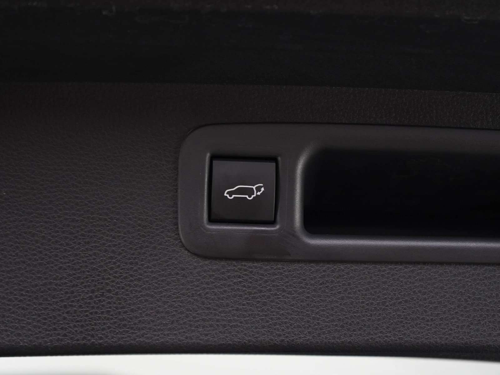 Used 2026 Toyota Highlander Platinum AWD/4WD image 18