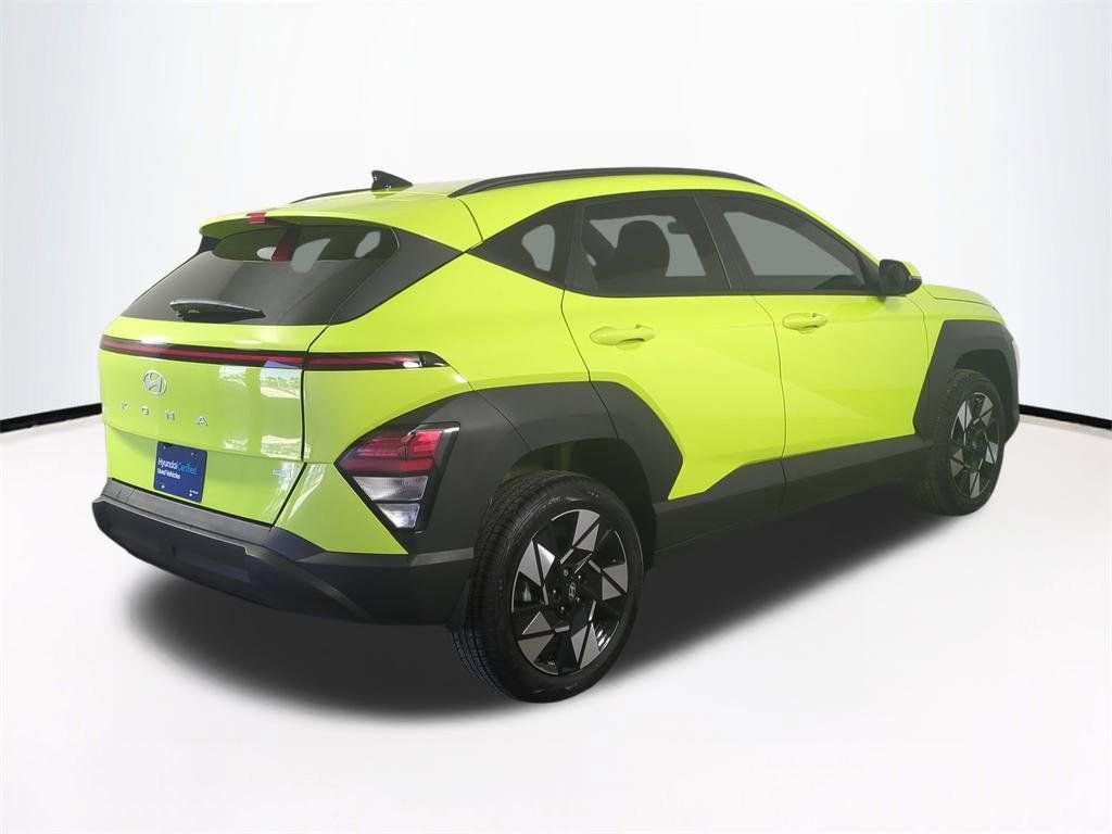 Certified 2025 Hyundai Kona SEL image 5