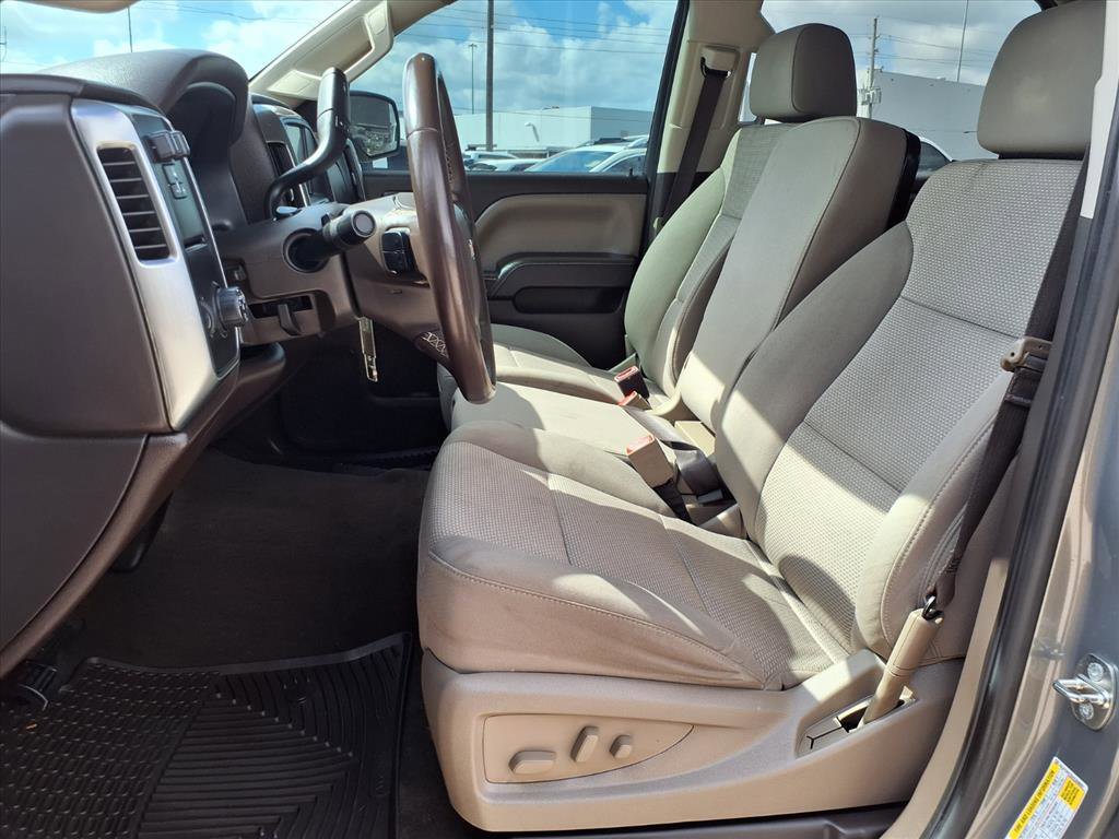 Used 2017 Chevrolet Silverado 1500 LT w/ All Star Edition image 19