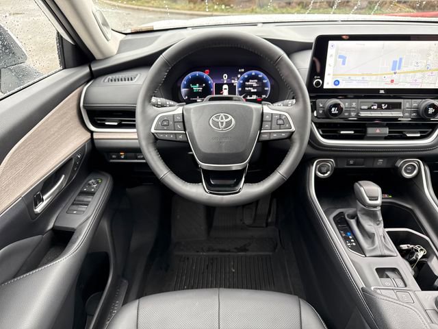 Used 2026 Toyota Grand Highlander Platinum image 36