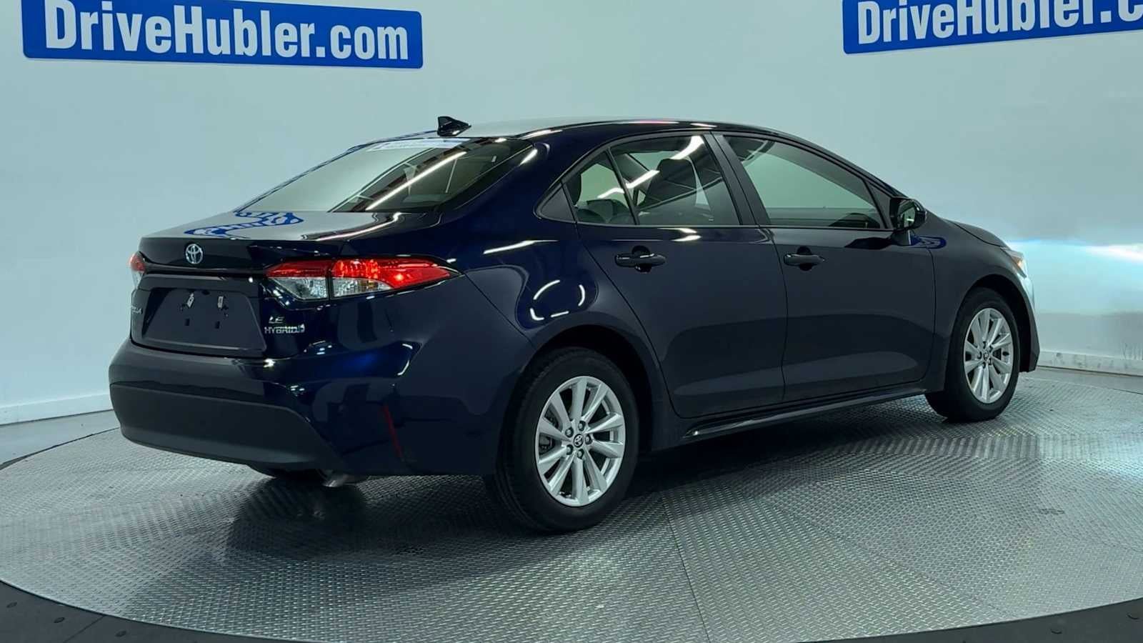 Used 2023 Toyota Corolla LE w/ LE Convenience Package FWD image 8