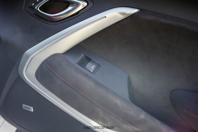 Used 2017 Chevrolet Camaro ZL1 image 39