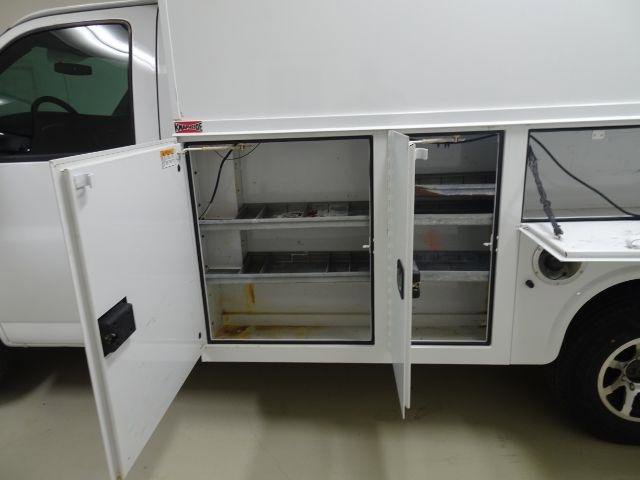 Used 2014 GMC Savana 3500 image 16