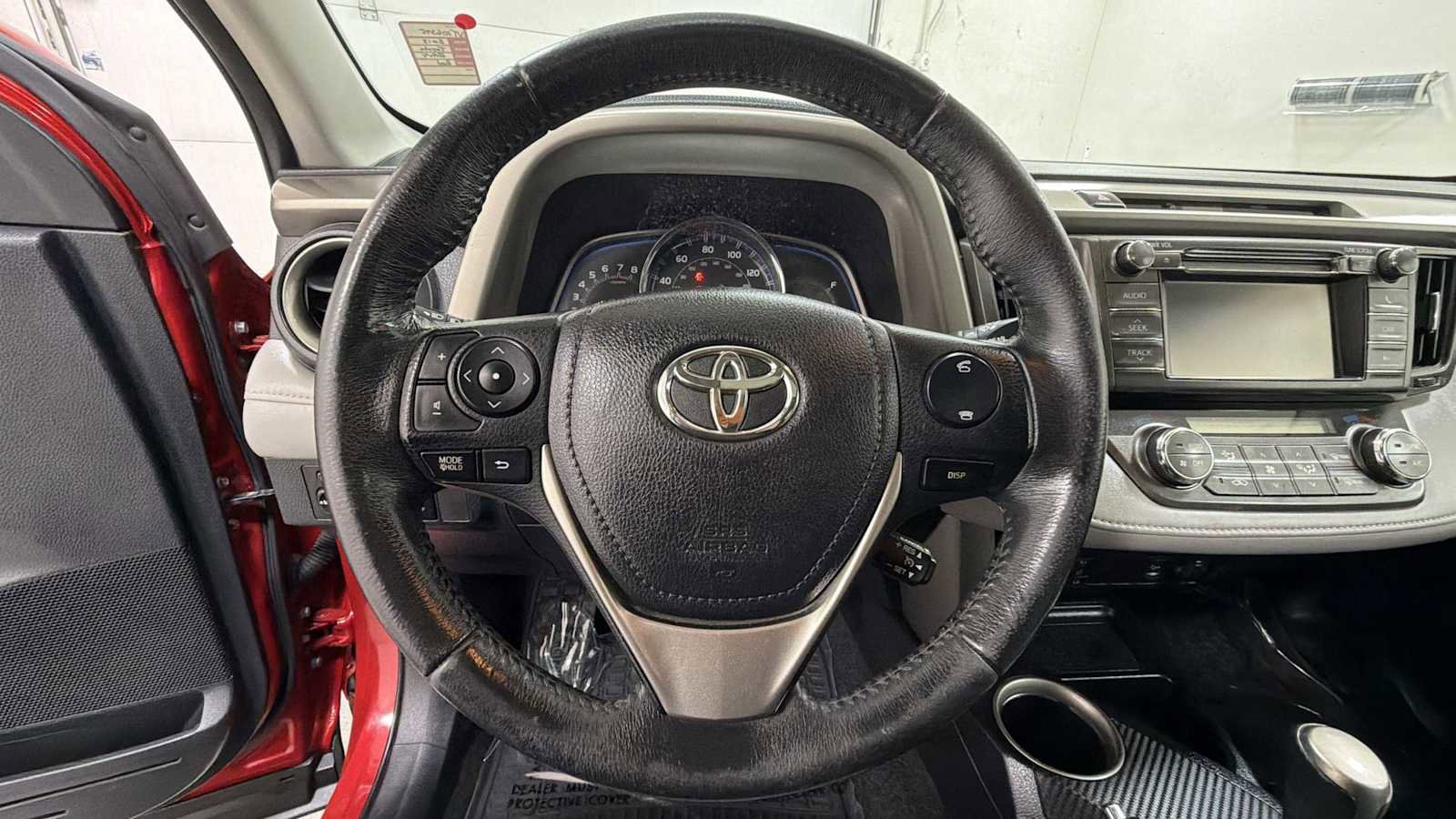 Used 2013 Toyota RAV4 Limited AWD/4WD image 16