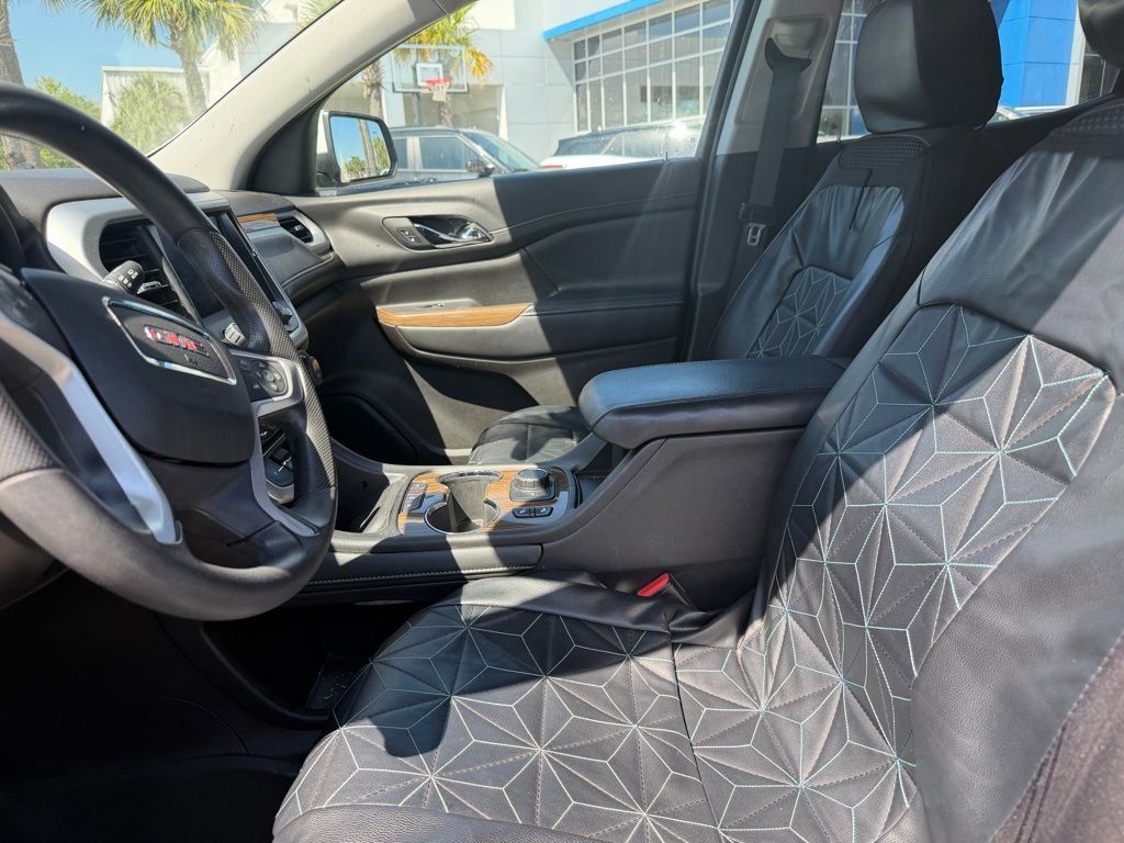 Used 2022 GMC Acadia SLE w/ Driver Convenience Package image 8