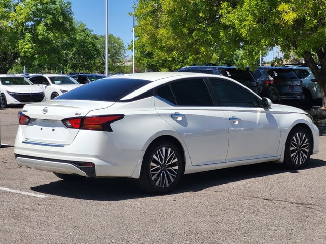 Used 2023 Nissan Altima 2.5 SV FWD image 4