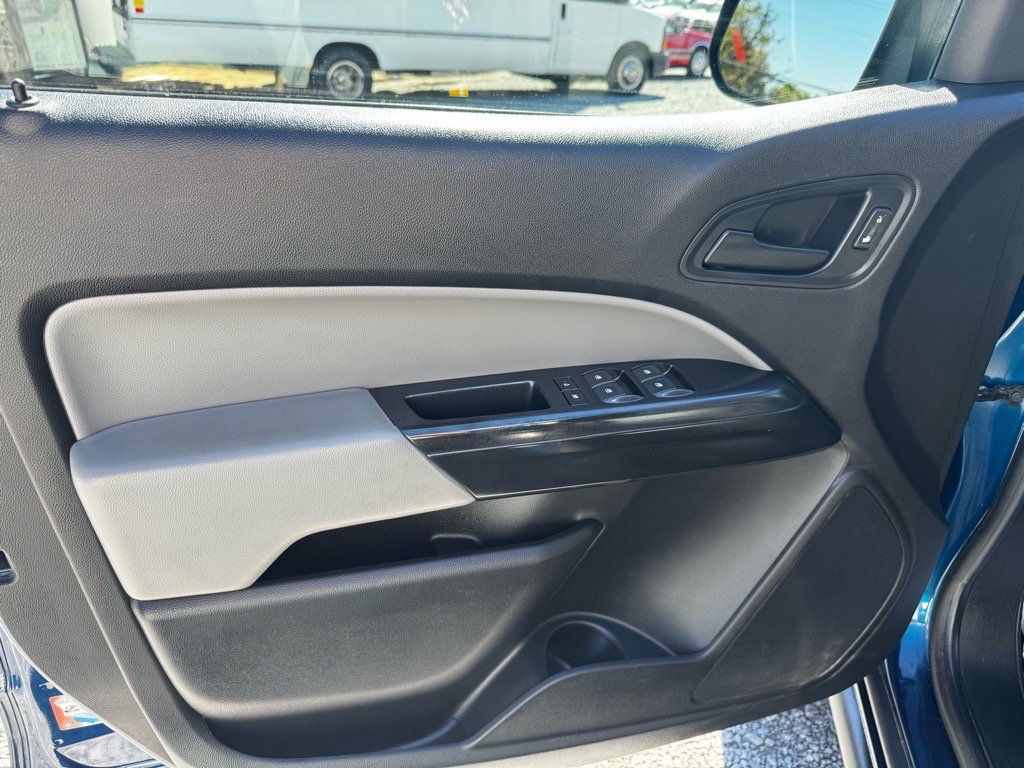 Used 2019 Chevrolet Colorado W/T image 22