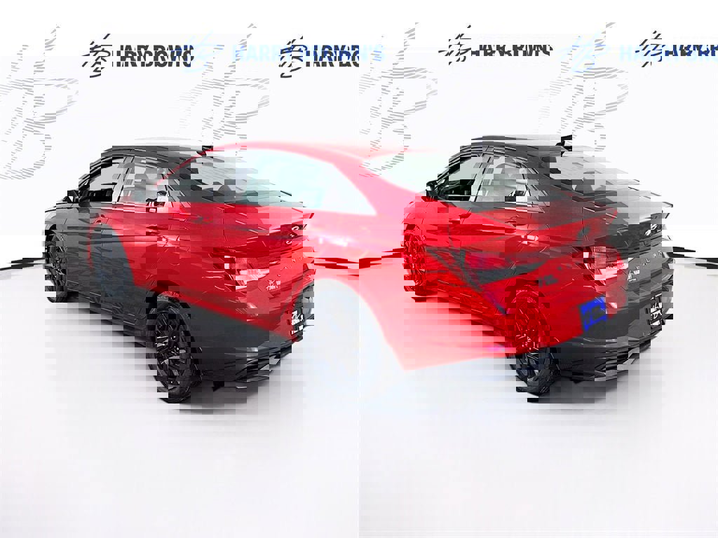 Used 2023 Hyundai Elantra SEL w/ Preferred Accessory Package image 26