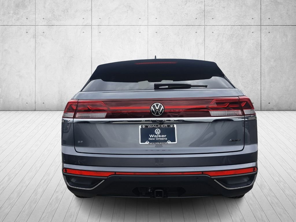 Used 2025 Volkswagen Atlas Cross Sport SE image 6