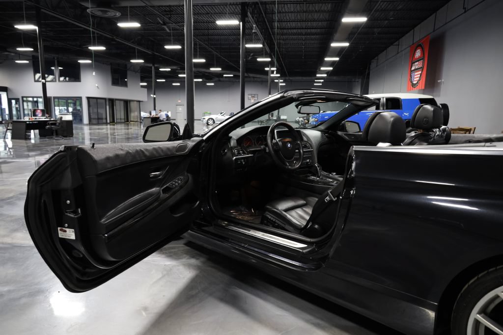 Used 2013 BMW 650i Convertible RWD image 9