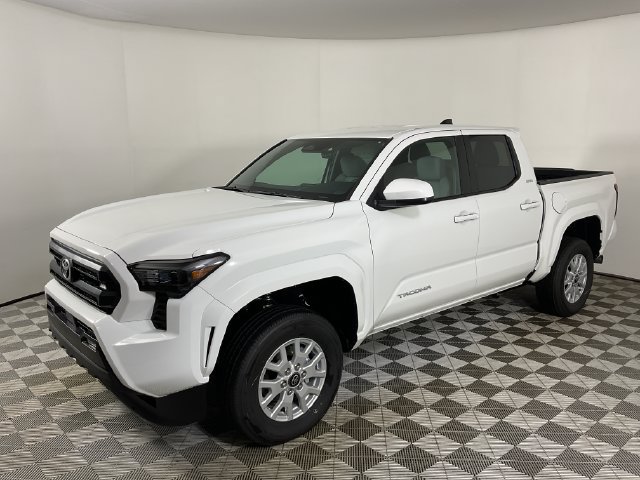 New 2026 Toyota Tacoma SR5 AWD/4WD image 3