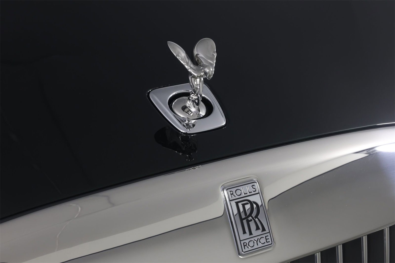 Certified 2024 Rolls-Royce Spectre w/ Spectre Launch Package image 29