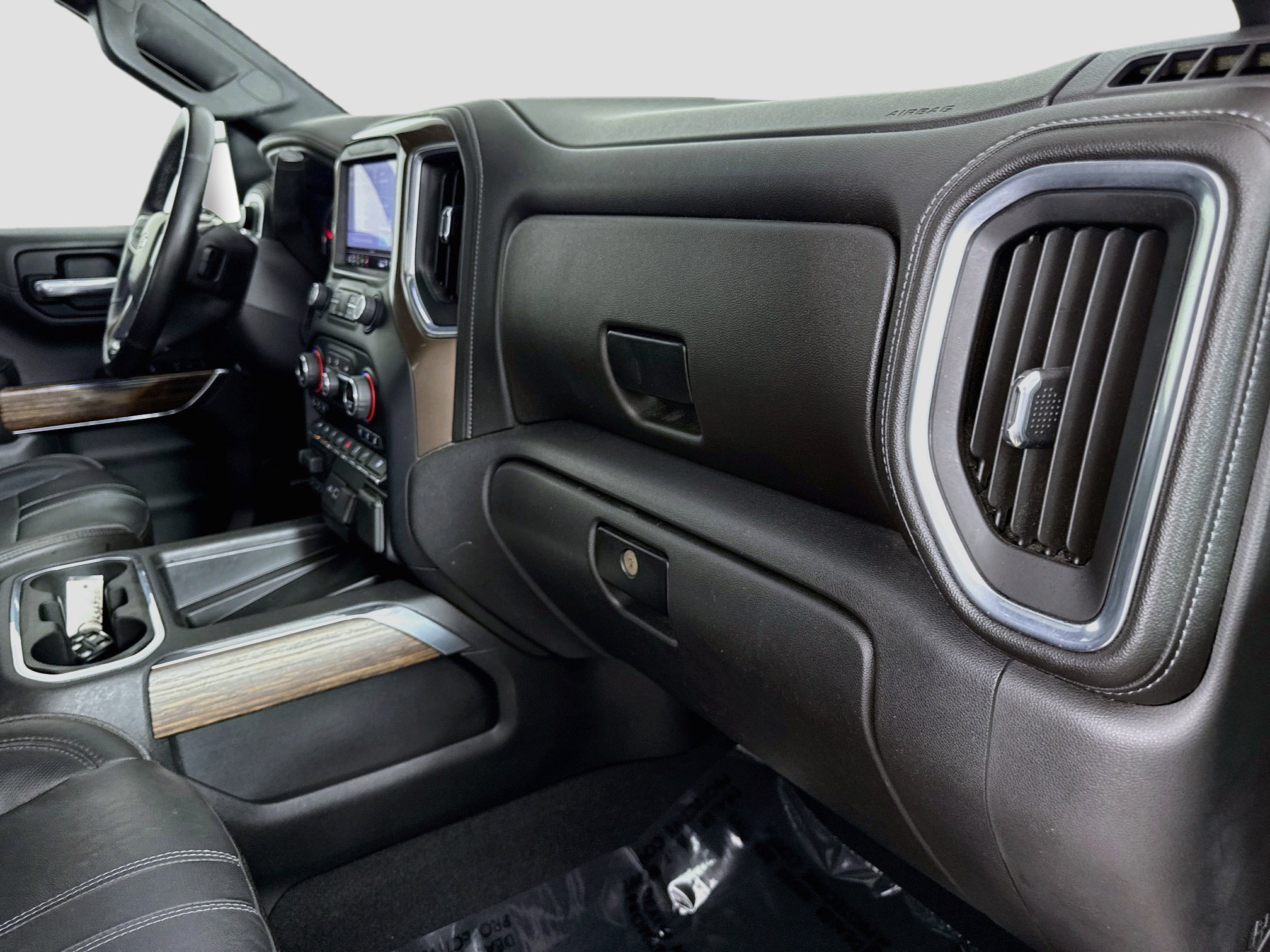Used 2019 Chevrolet Silverado 1500 High Country w/ Technology Package RWD image 32
