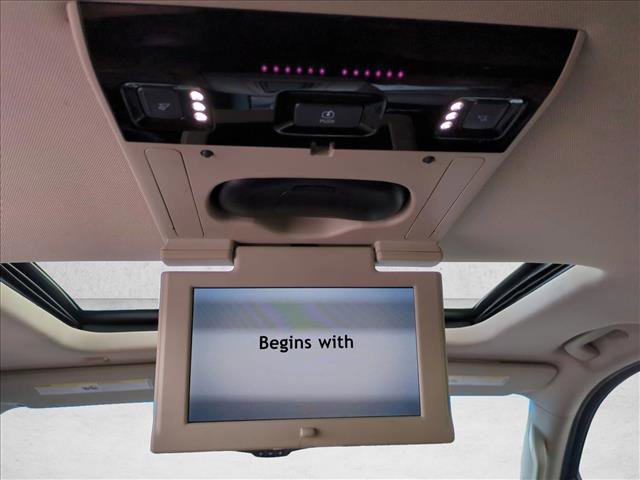 Used 2015 Cadillac Escalade Premium image 18