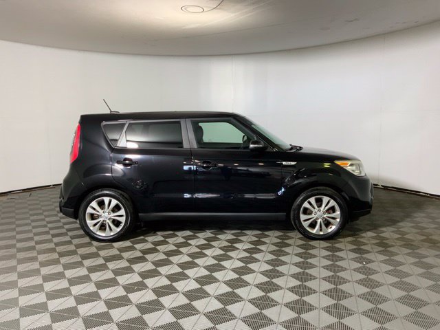 Used 2016 Kia Soul ! w/ Premium Package FWD image 4