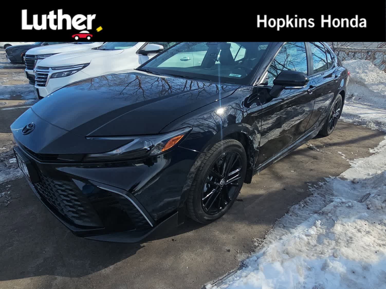 Used 2025 Toyota Camry SE w/ Multimedia Upgrade Package image 1