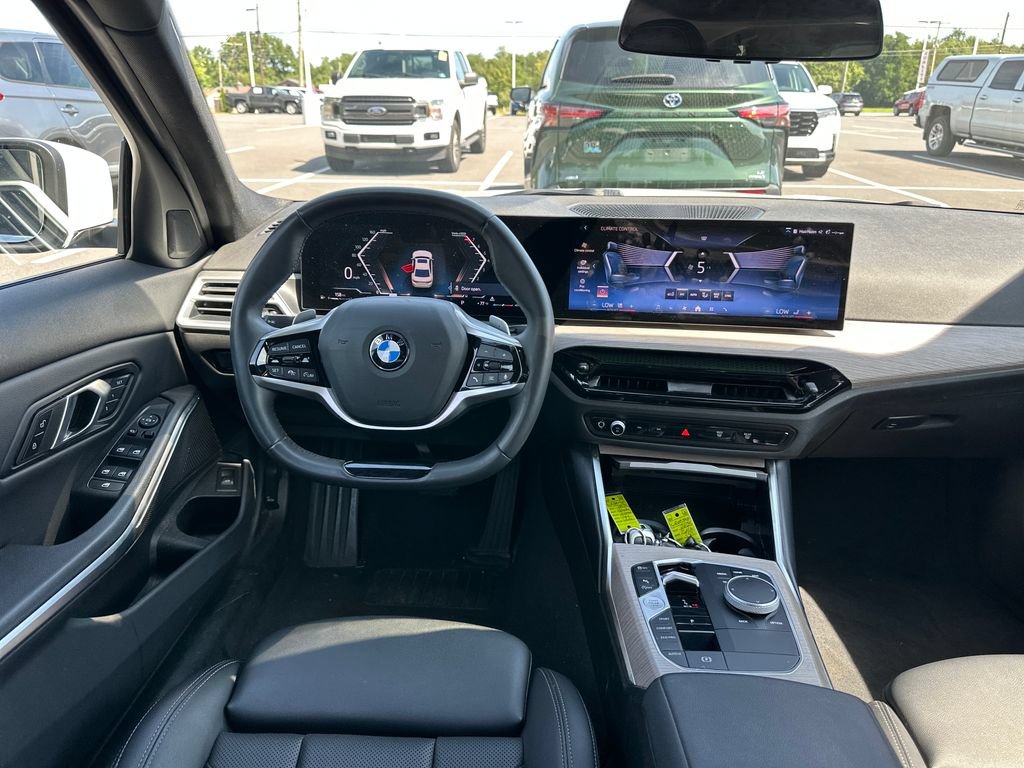 Used 2025 BMW 330i Sedan RWD image 12