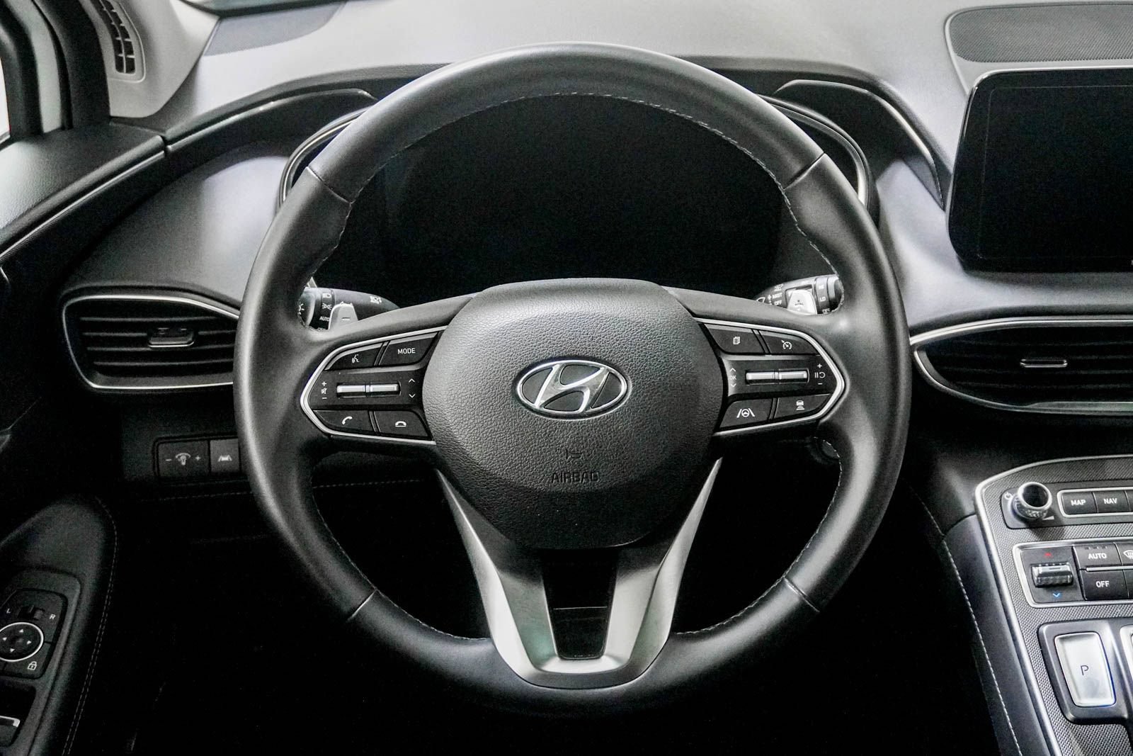 Used 2022 Hyundai Santa Fe SEL w/ Convenience + Premium Package AWD/4WD image 20