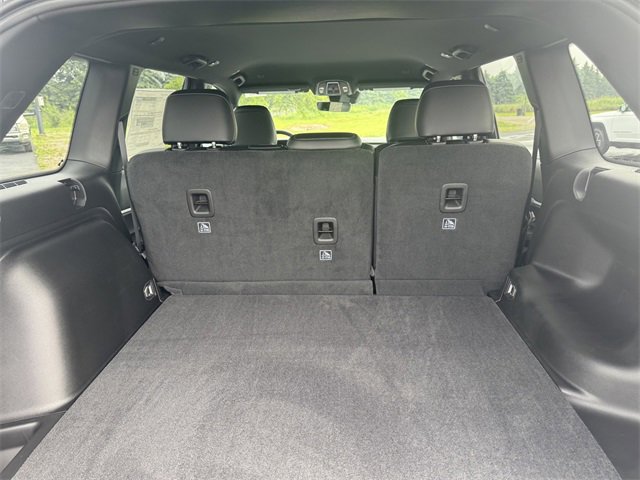 New 2025 Jeep Grand Cherokee Limited image 11