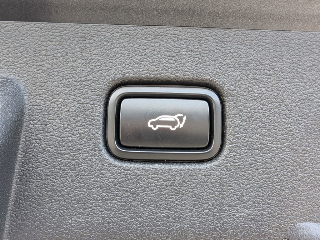 Used 2023 Kia Sportage SX image 14