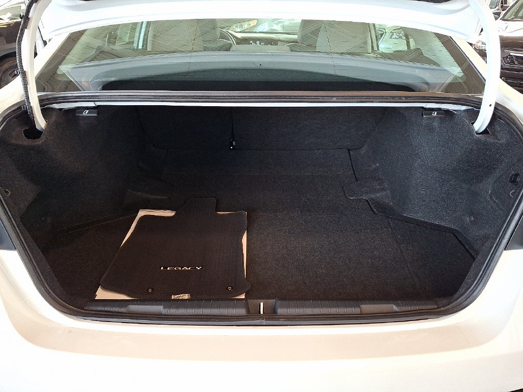 Certified 2025 Subaru Legacy Premium AWD/4WD image 30