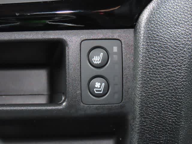 Certified 2024 Honda Passport Black Edition image 24