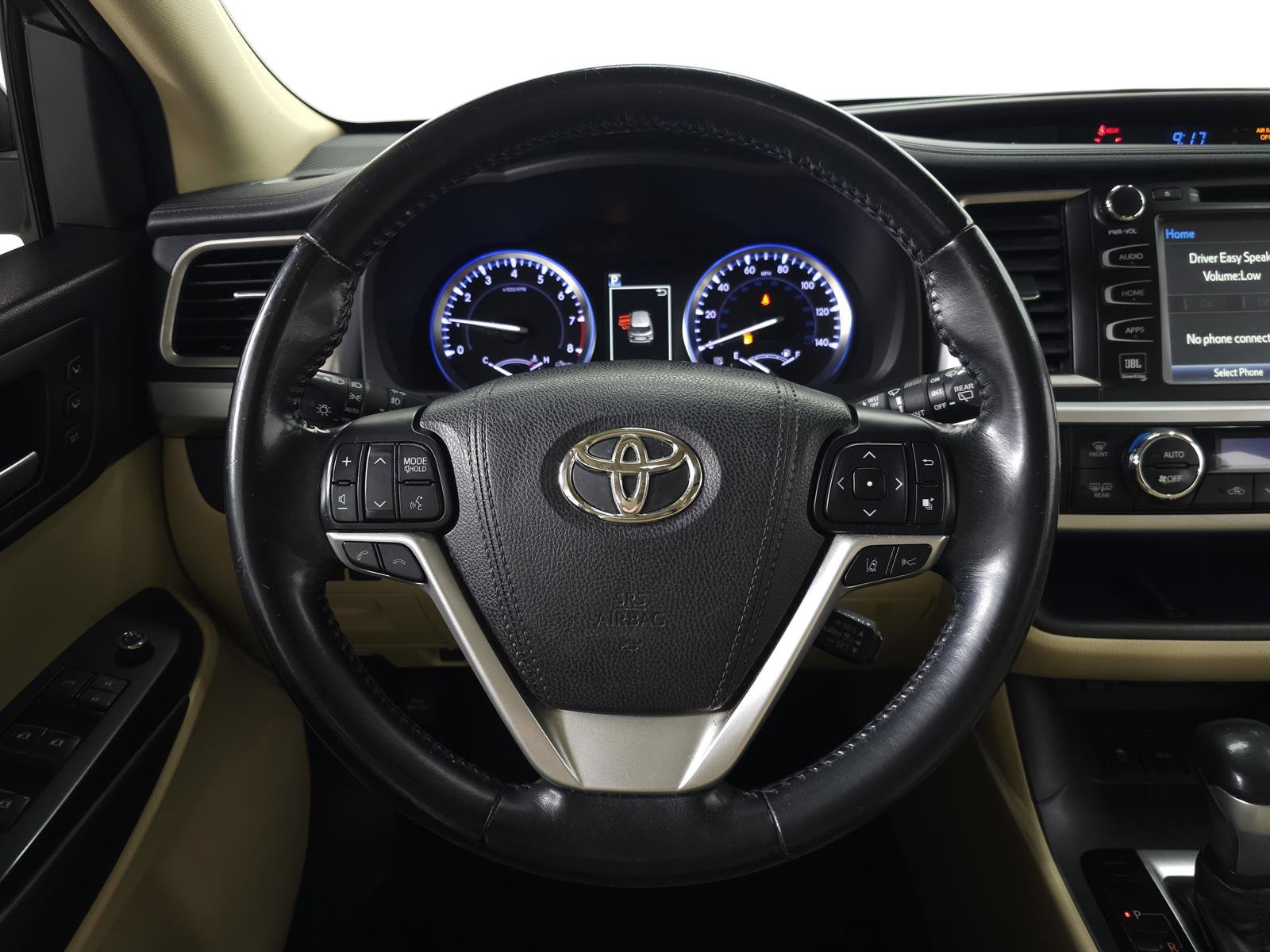 Used 2017 Toyota Highlander Limited AWD/4WD image 17