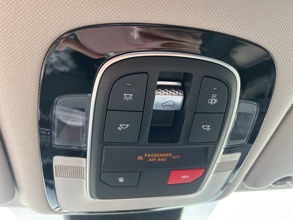 Used 2023 Hyundai Santa Fe SEL Premium w/ Cargo Package image 22