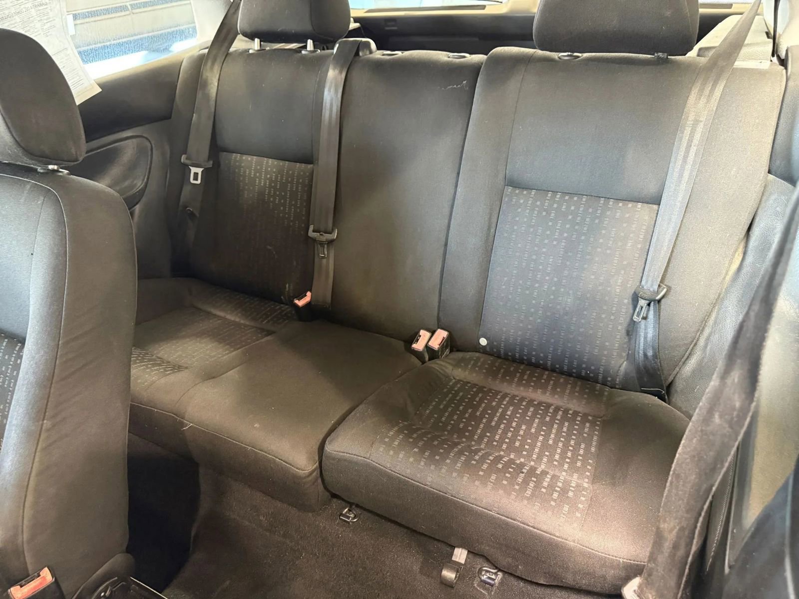 Used 2001 Volkswagen Golf GL FWD image 10