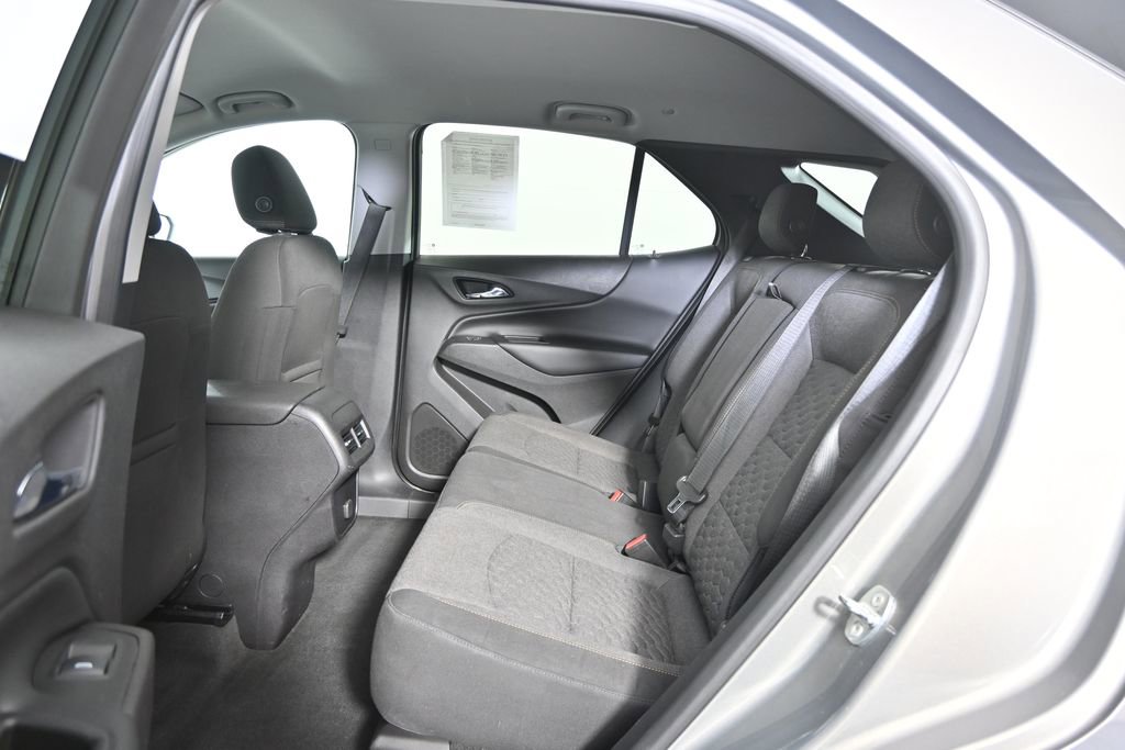 Used 2018 Chevrolet Equinox LT image 17