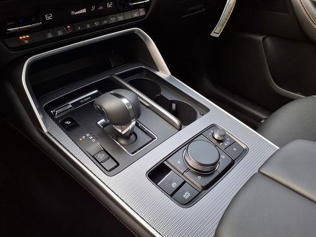 New 2025 MAZDA CX-70 Plug-In Hybrid w/ Premium Pkg image 16