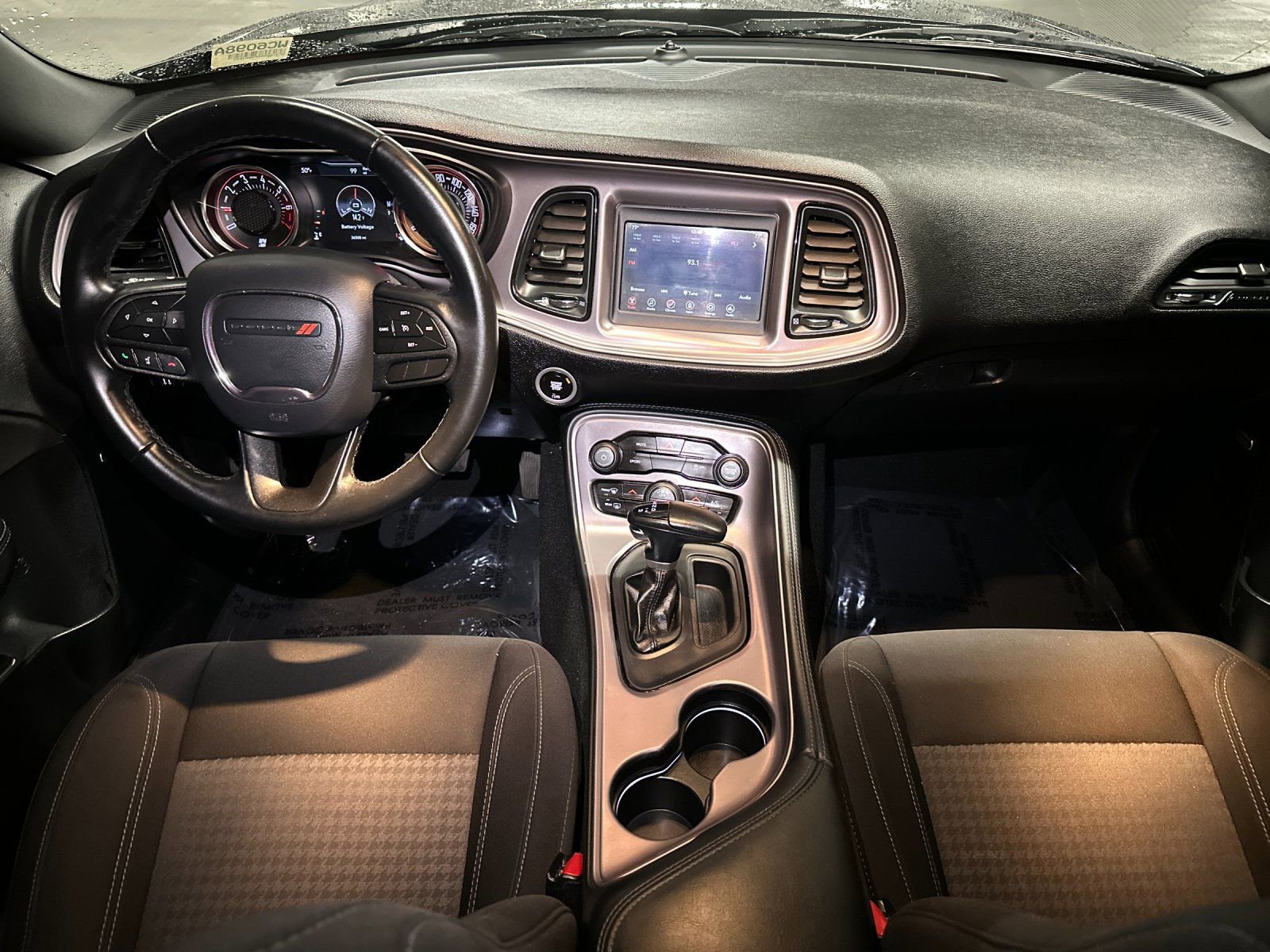 Used 2023 Dodge Challenger SXT image 17