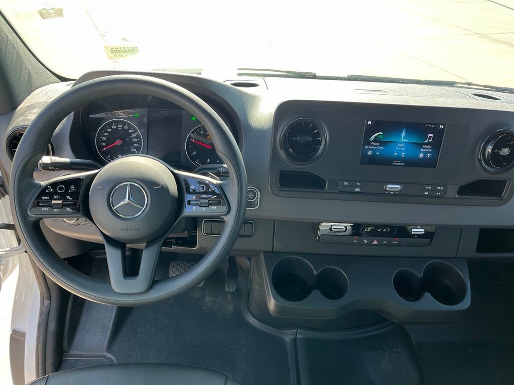 Used 2024 Mercedes-Benz Sprinter 3500 image 15