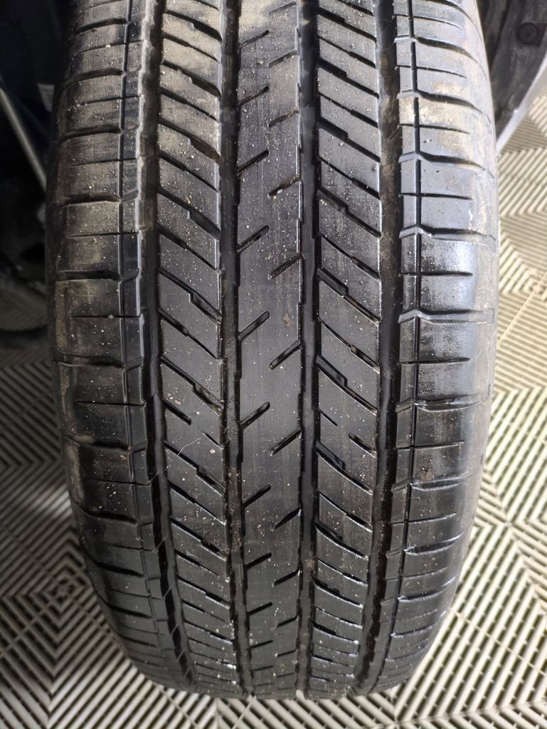 Used 2024 Subaru Crosstrek 2.0i Premium image 29