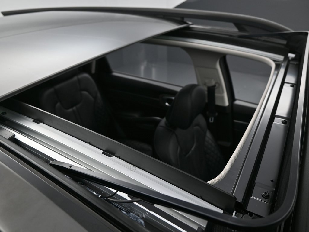 Used 2022 Kia Sorento SX Prestige image 38