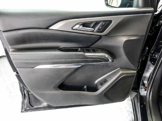 Used 2026 Chevrolet Traverse LT AWD/4WD image 27