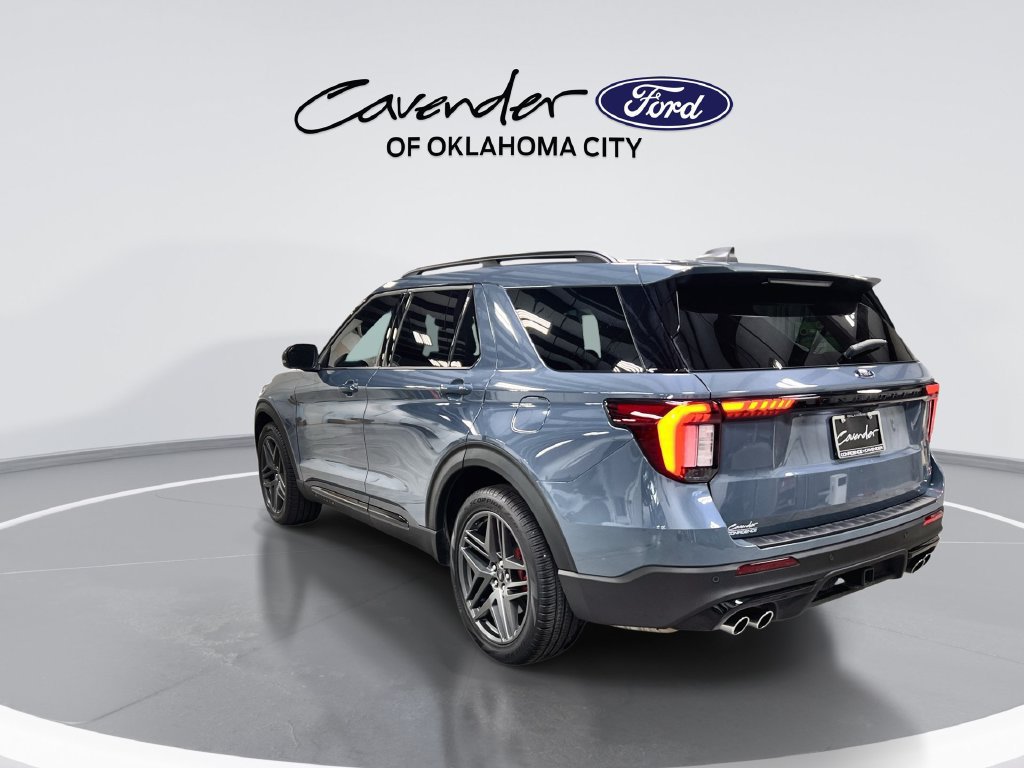 Certified 2025 Ford Explorer ST AWD/4WD image 6