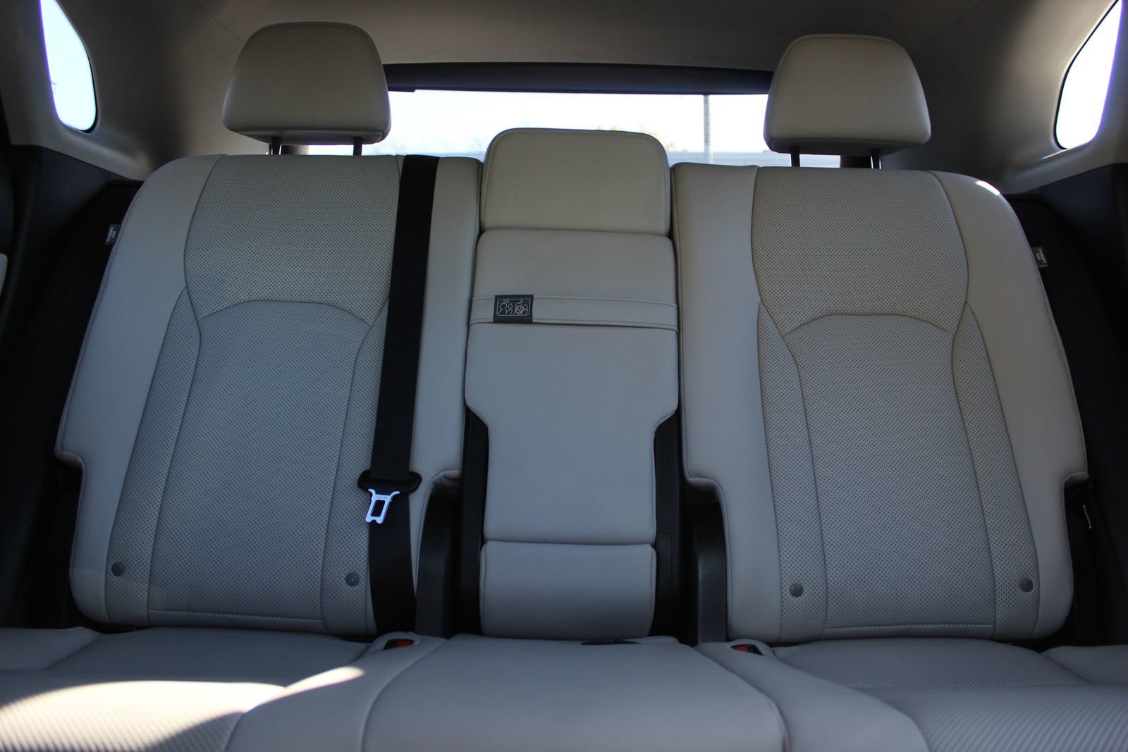 Used 2021 Lexus RX 450h AWD w/ Premium Package image 13