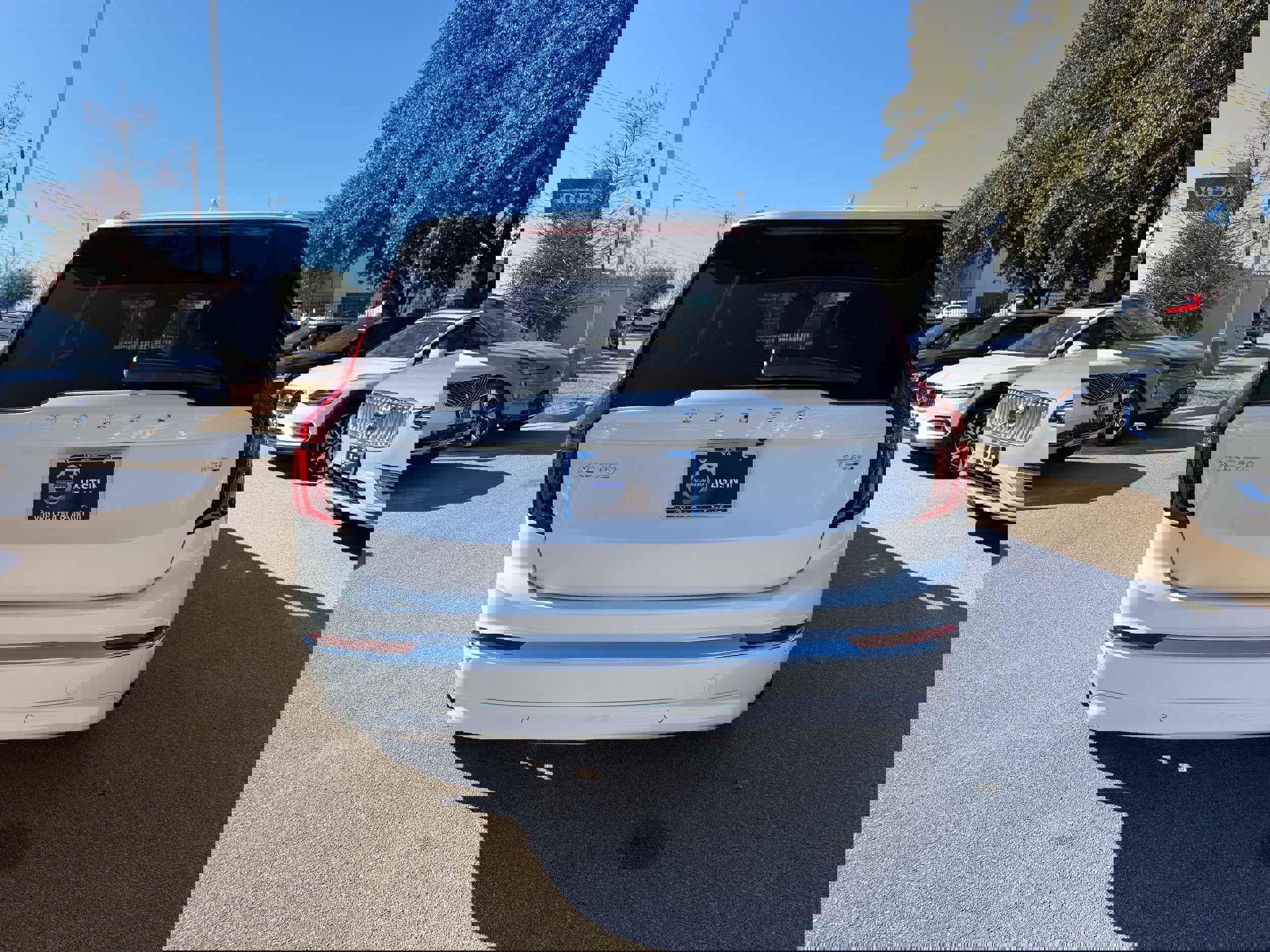 New 2026 Volvo XC90 T8 Ultra w/ Lounge Package image 5