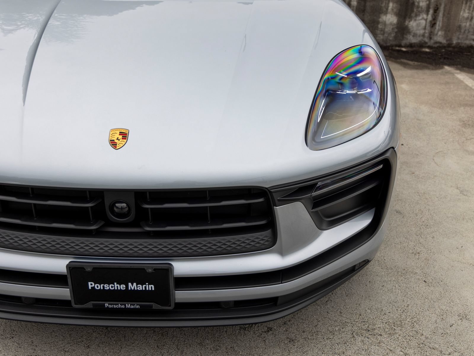 Certified 2026 Porsche Macan AWD/4WD image 17