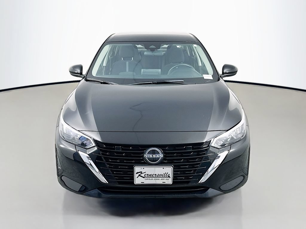 Used 2025 Nissan Sentra SV FWD video 2