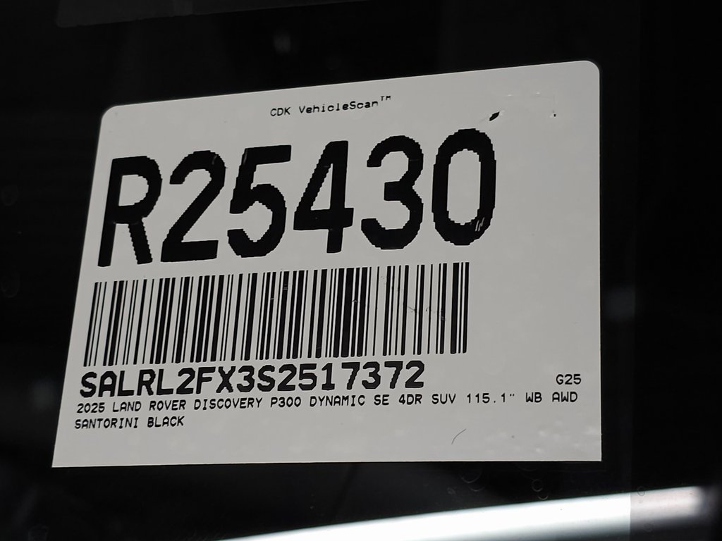 New 2025 Land Rover Discovery Dynamic SE image 33