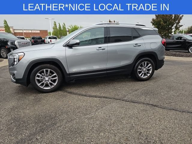Used 2024 GMC Terrain SLT FWD image 11