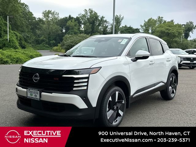 Used 2025 Nissan Kicks SR w/ Interior Electronics Package FWD image 5