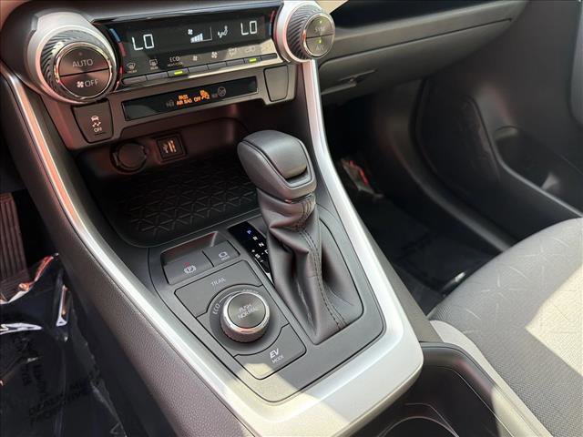 Certified 2025 Toyota RAV4 XLE image 18