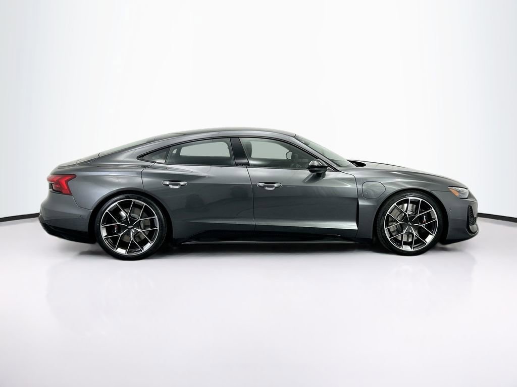 New 2026 Audi RS e-tron GT performance image 4