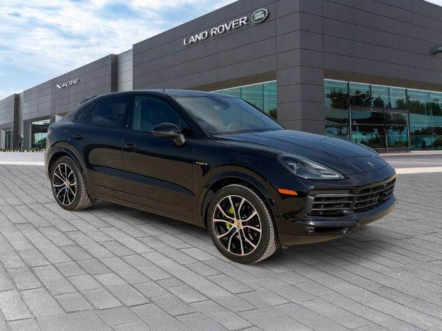 Used 2022 Porsche Cayenne Platinum Edition AWD/4WD image 7